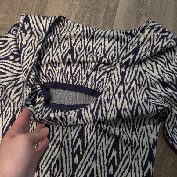 Tart Geometric Print Bodycon Dress - Picture 5 of 6